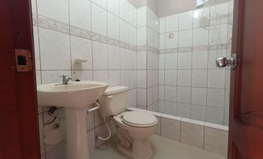 SE VENDE CASA EN LA CIUDADELA ABDON CALDERON
