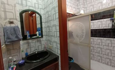 SE VENDE CASA EN LA CIUDADELA ABDON CALDERON