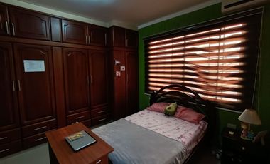 SE VENDE CASA EN LA CIUDADELA ABDON CALDERON