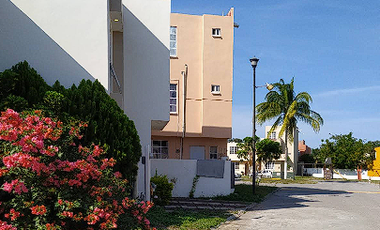 CASA EN VENTA EN FRACCIONAMIENTO RESIDENCIAL BANCARIO!!!!