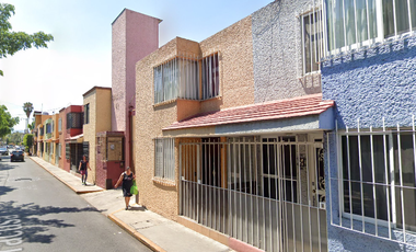 LOMAS ESTRELLA CDMX HERMOSA CASA, EXCELENTE UBICACIÓN MUY AMPLIA, Condominio residencial Siracusa Alcaldía Iztapalapa CDMX