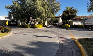 🏡 Casa en Renta 210 – El Mayorazgo Residencial, León, Gto. 📍 Dirección: San Diego 210, El Mayorazgo Residencial, León, Guanajuato