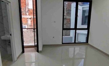 DIJUAL RUMAH 3 LANTAI DI KARANG ANYAR JAKARTA PUSAT