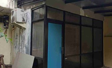 Dijual Rumah Hook area Cikini LT 805 mtr Cikini,zona komersial Jakarta Pusat