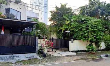 Dijual Rumah Hook area Cikini LT 805 mtr Cikini,zona komersial Jakarta Pusat