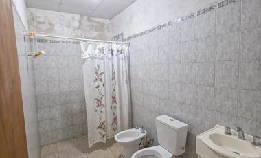 En venta casa amplia en Zona Norte, Romang