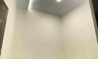 Rumah mewah harga murah di perumahan dekat semanggi pasar Kliwon