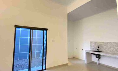 Rumah mewah harga murah di perumahan dekat semanggi pasar Kliwon