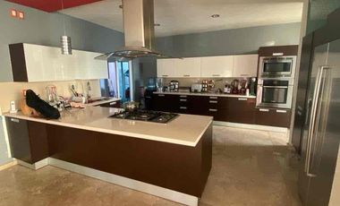 Venta!! Hermosa Residencia en Coto