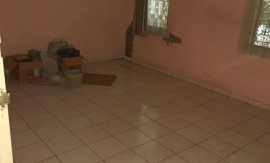 DIJUAL CEPAT Rumah Hitung Tanah Golf Barat Arcamanik Depan Griya