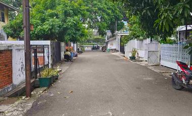 HFN0310 Rumah 2 lantai furnish di komplek BNI slipi jakarta barat