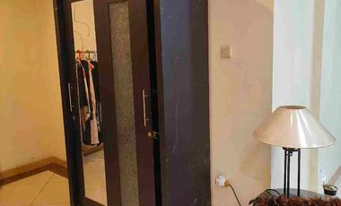 HFN0310 Rumah 2 lantai furnish di komplek BNI slipi jakarta barat