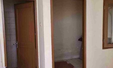 HFN0310 Rumah 2 lantai furnish di komplek BNI slipi jakarta barat