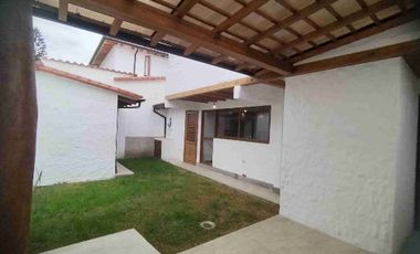 CASA ESTILO HACIENDA A ESTRENAR CON ASCENSOR, IDEAL PERSONAS TERCERA EDAD O DISCAPACIDAD