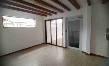 CASA ESTILO HACIENDA A ESTRENAR CON ASCENSOR, IDEAL PERSONAS TERCERA EDAD O DISCAPACIDAD