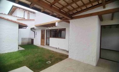 CASA ESTILO HACIENDA A ESTRENAR CON ASCENSOR, IDEAL PERSONAS TERCERA EDAD O DISCAPACIDAD