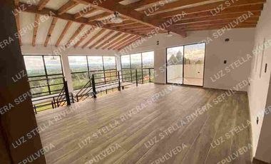 EN VENTA ESPECTACULAR MANSION. EN EL CARMEN DE VIBORAL.