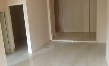 Disewakan Rumah Murah 1,5 Lantai Ada 3 Kamar Dekat Stasiun