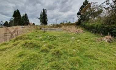 En Venta Terreno con uso de suelo industrial en Ricaurte - Cuenca