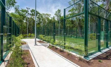 Se vende casa en lote esquinero