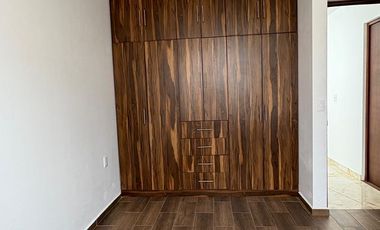 HERMOSO RESIDENCIAL EN VENTA EN FRACCIONAMIENTO VISTA MALINTZI