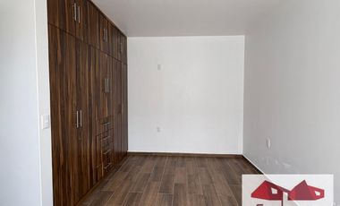 HERMOSO RESIDENCIAL EN VENTA EN FRACCIONAMIENTO VISTA MALINTZI