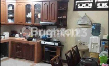 TERMURAH! Rumah 2 Lantai Srengseng, Hadap Selatan, Row 2 Mobil, Lokasi Strategis jakarta barat