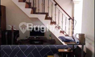 TERMURAH! Rumah 2 Lantai Srengseng, Hadap Selatan, Row 2 Mobil, Lokasi Strategis jakarta barat