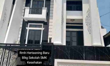 Rmh  Hertasning Baru Blkg Sekolah SMK Kesehatan LT 7,5X20 (150) lB 250M
