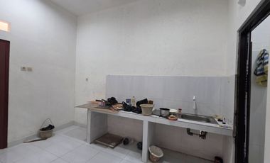 Rumah Cempaka Putih dekat Shell Cempaka Putih