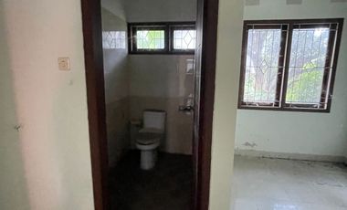 DIJUAL RUMAH HOOK 2 LANTAI TENGAH KOTA PURWOKERTO