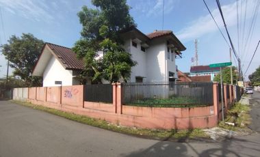 DIJUAL RUMAH HOOK 2 LANTAI TENGAH KOTA PURWOKERTO