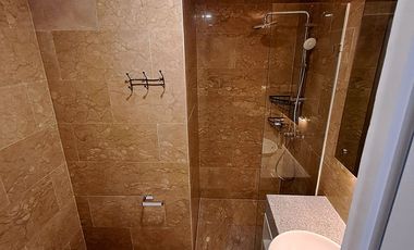 SPRINGHIL ROYAL SUITE APARTEMEN KEMAYORAN UNIT BARU BISA KPR DEKAT TOLL & GOLF