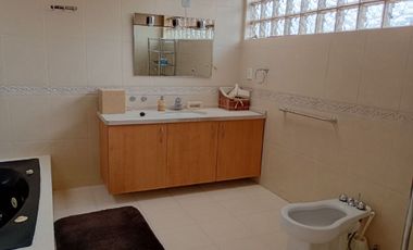 CASA EN VENTA  COLONIA MARTE MILITAR  DOBLE FRENTE IZTACALCO