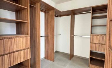 ESTRENA CASA EN ESQUINA DENTRO DEL FRACCIONAMIENTO BOSQUES DE SANTA ANITA, PREVENTA.