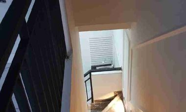 Rumah Putih 2 Lantai terbaru di jakarta timur