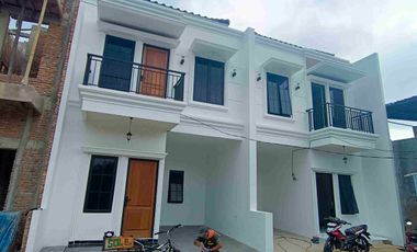 Rumah Putih 2 Lantai terbaru di jakarta timur