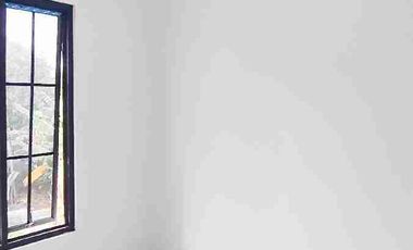 Rumah Putih 2 Lantai terbaru di jakarta timur