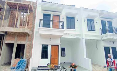 Rumah Putih 2 Lantai terbaru di jakarta timur