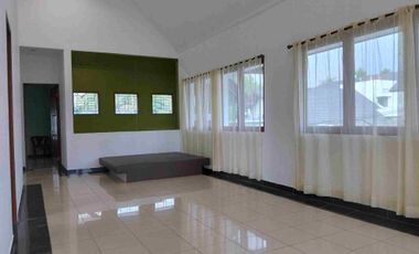 Dijual Rumah terawat di Setiabudhi Regensi