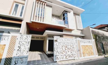 Rumah Mewah 2 Lt Baru Selangkah Solo Paragon Mall