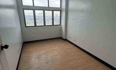 MOST AFFORDABLE CONDO RFO NEAR SUPERMARKET MALLS CLEAN TITLE MOVE IN READY