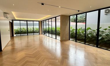 Brand New Luxury 7BR House with Pool for Sale in White Plains Quezon City
