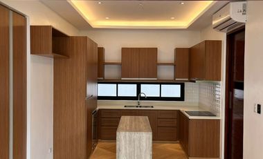 Brand New Luxury 7BR House with Pool for Sale in White Plains Quezon City