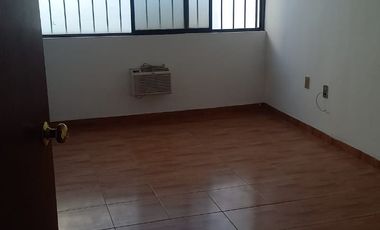 CASA EN RENTA POR LOS REYITOS