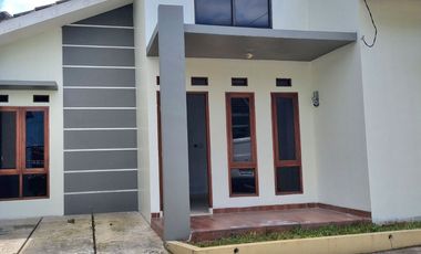 Rumah Baru Bagus dan Murah SHM Free AJB dan BPHTB Pinggir Jalan Raya Cibeureum Bogor
