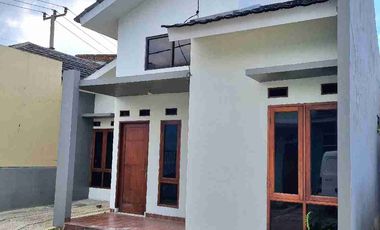 Rumah Baru Bagus dan Murah SHM Free AJB dan BPHTB Pinggir Jalan Raya Cibeureum Bogor