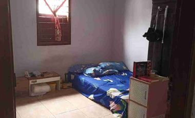 Jual murah rumah di  0 jalan raya Trowulan  Mojokerto.