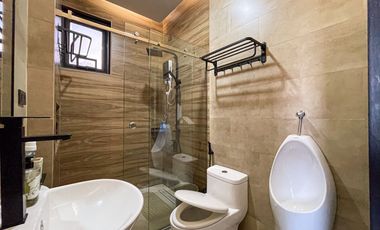 Furnished Modern Tropical Corner House and Lot For Sale in Tagaytay Country Homes, Tagaytay