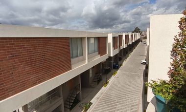 VENDO CASA A ESTRENAR EN CARCELÉN 